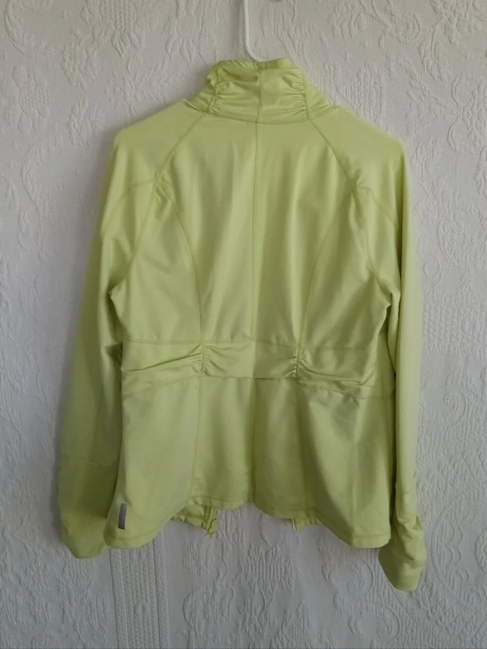 Zella Lime Green Workout Jacket Stretchy Neon Activewear Hiking Ruched Gorpcore - Picture 9 of 10